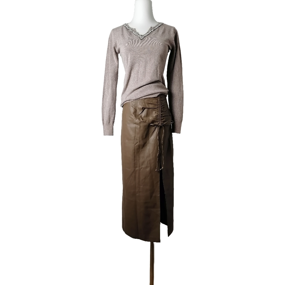 🐨 S (24"W), brown faux leather midi skirt
